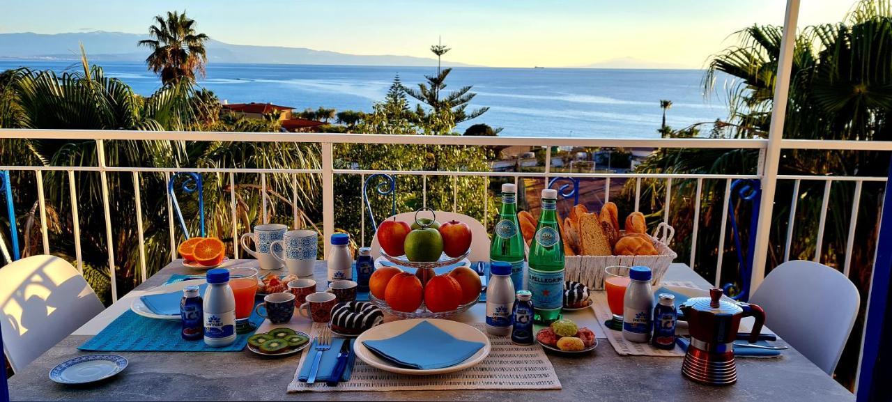 Ninfa Sul Mare Apartments 50 M E T R I Dal Mare Best Breakfast And Free Parking Capo Vaticano Eksteriør billede