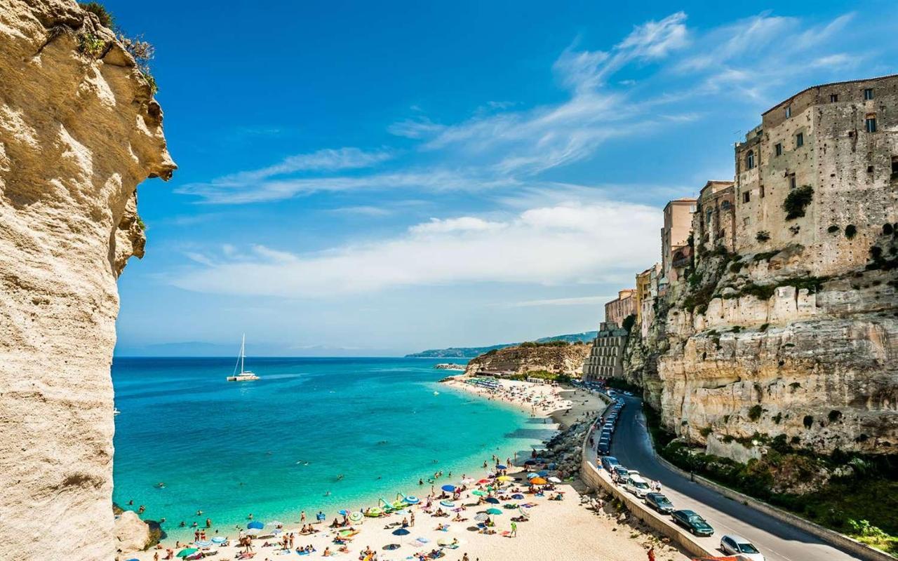 Ninfa Sul Mare Apartments 50 M E T R I Dal Mare Best Breakfast And Free Parking Capo Vaticano Eksteriør billede