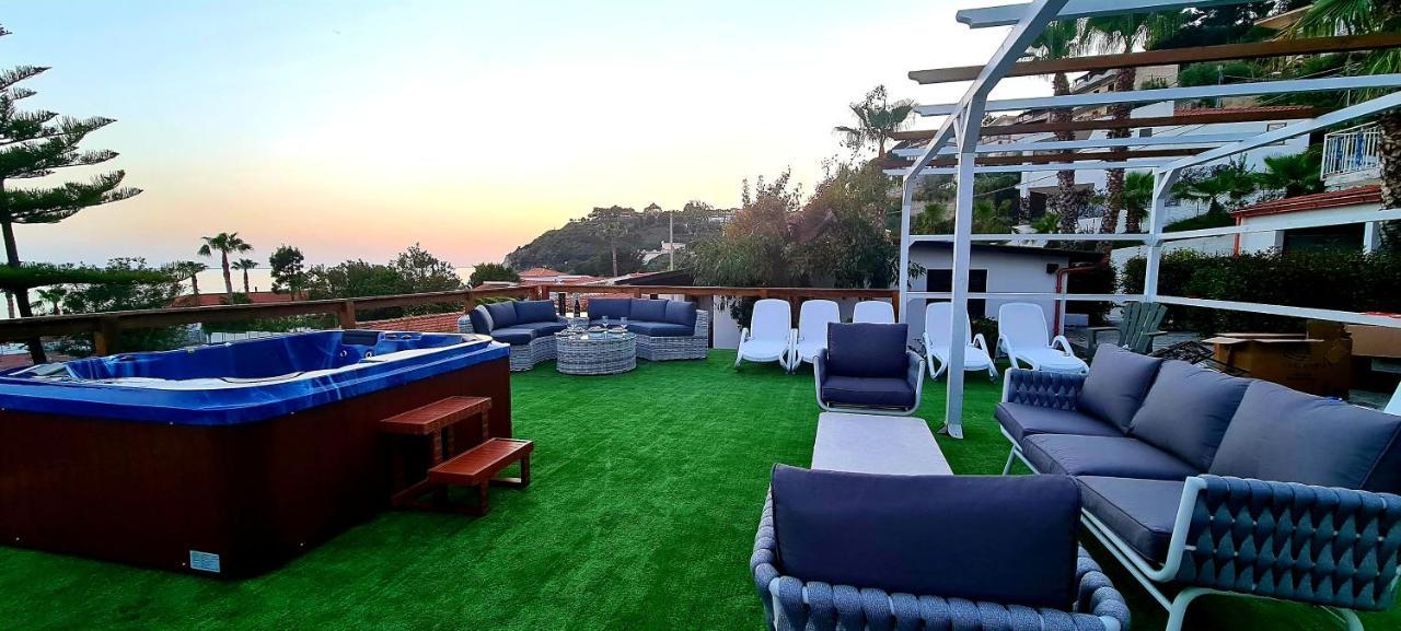 Ninfa Sul Mare Apartments 50 M E T R I Dal Mare Best Breakfast And Free Parking Capo Vaticano Eksteriør billede