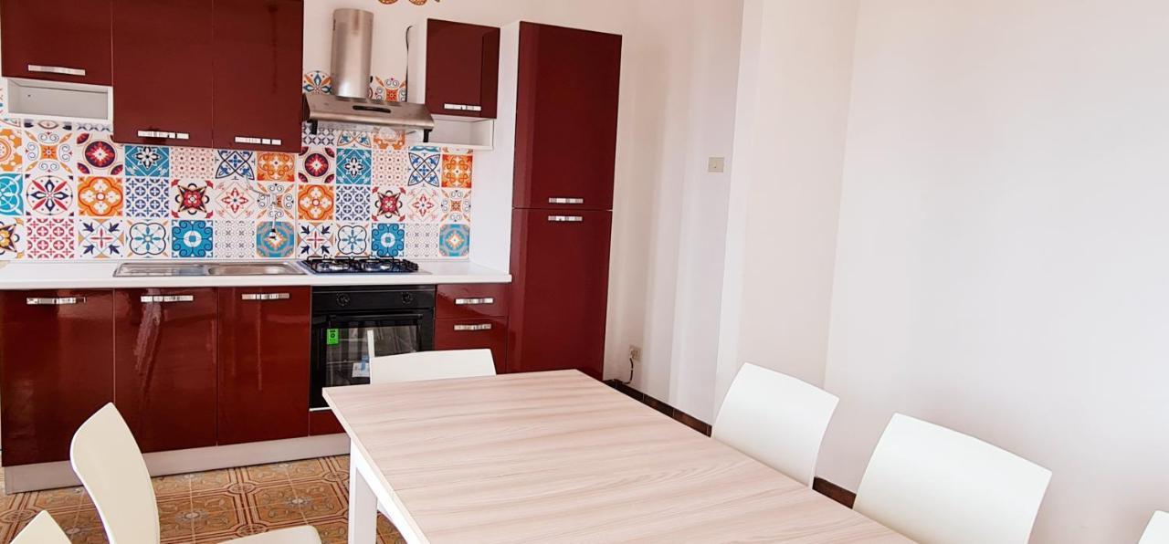 Ninfa Sul Mare Apartments 50 M E T R I Dal Mare Best Breakfast And Free Parking Capo Vaticano Eksteriør billede